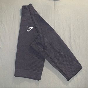 Gymshark Vital Seamless 2.0 High Neck
Midi Top | Black Marl